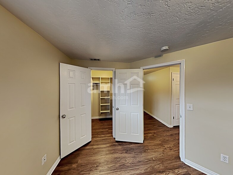 Building Photo - 120 S 1660 W