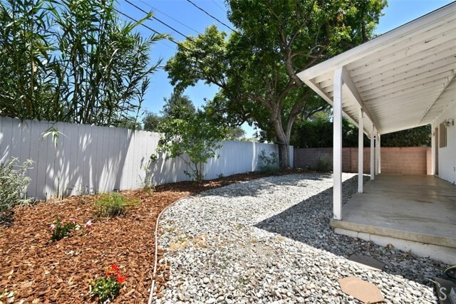 Building Photo - 5836 Wish