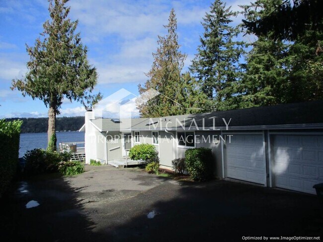 Building Photo - 10706 82nd Ave Ct NW