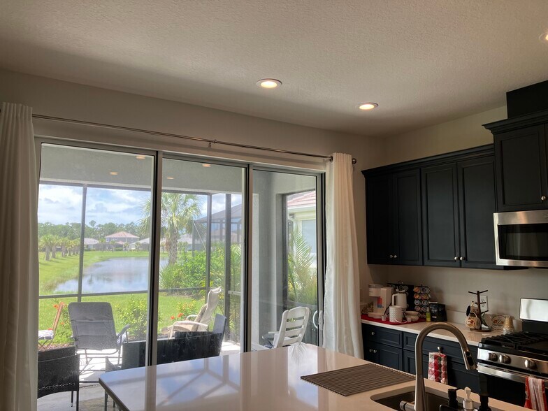 Building Photo - 9912 Crystal Isles Cir