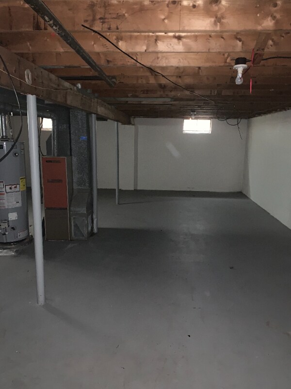 Building Photo - 1210 Wyley Ave