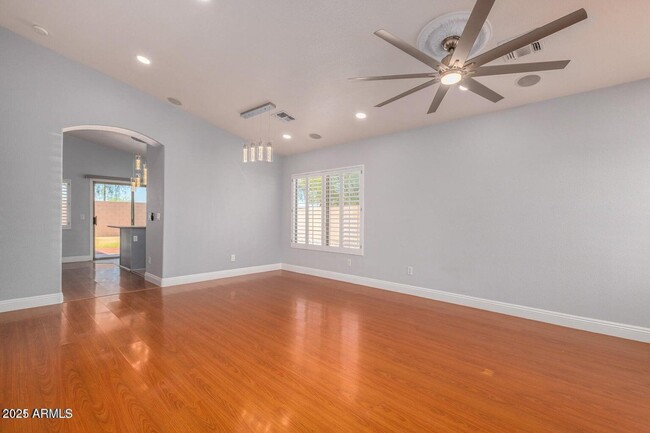 Building Photo - 13022 N 130th Ln