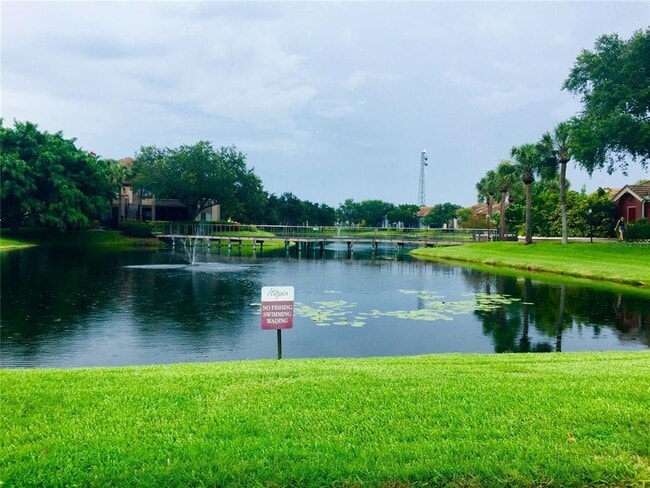 Building Photo - 10263 Gandy Blvd N