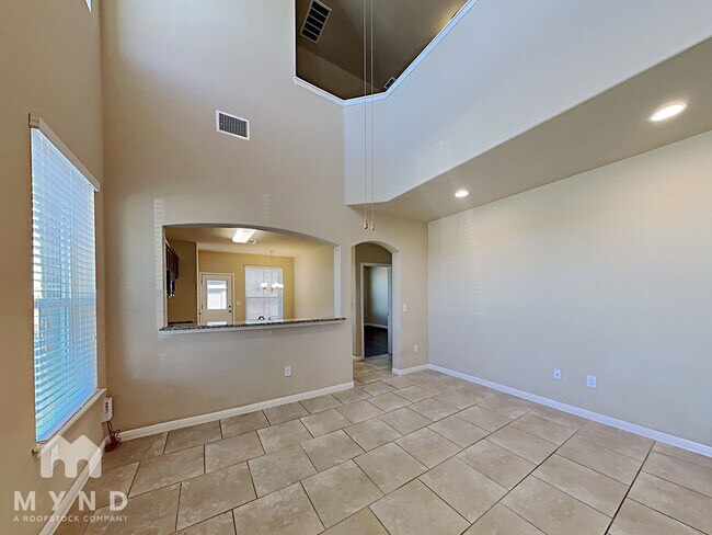 Building Photo - 429 Epiphany Ln