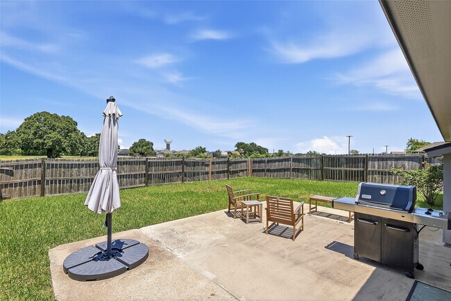 Building Photo - 2071 Mountain Wind Loop