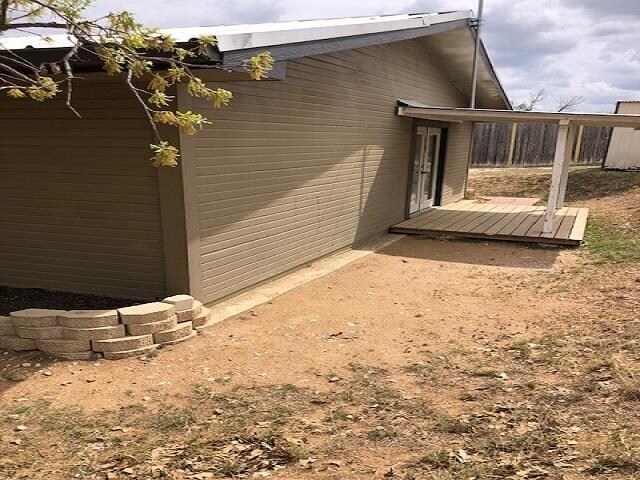Building Photo - 207 Winding Way