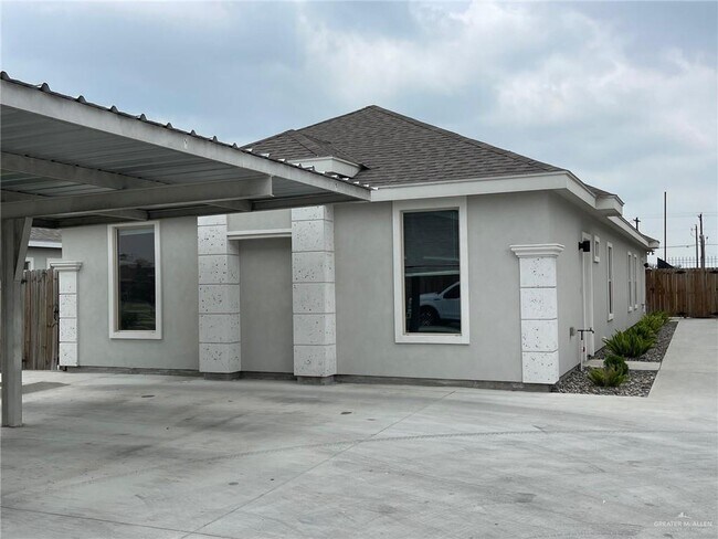 Building Photo - 17 Kentucky St