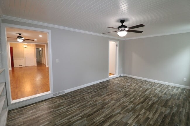 Building Photo - 2832 Monticello Dr