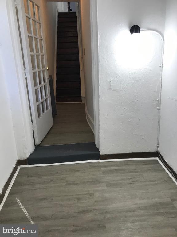 Building Photo - 4832 E Roosevelt Blvd