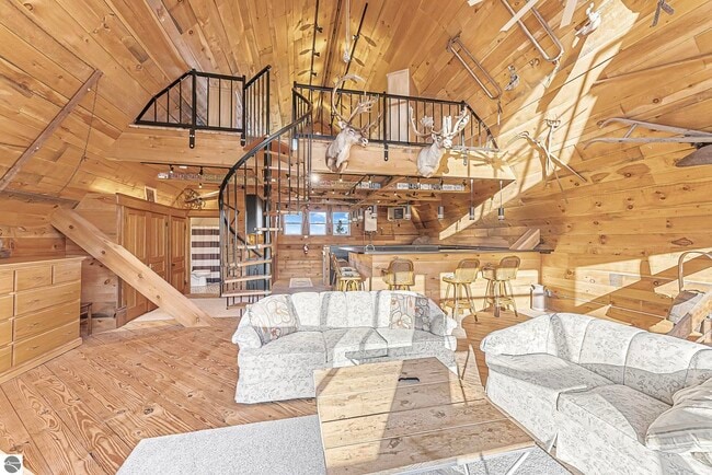 Building Photo - 0000 Montague Rd