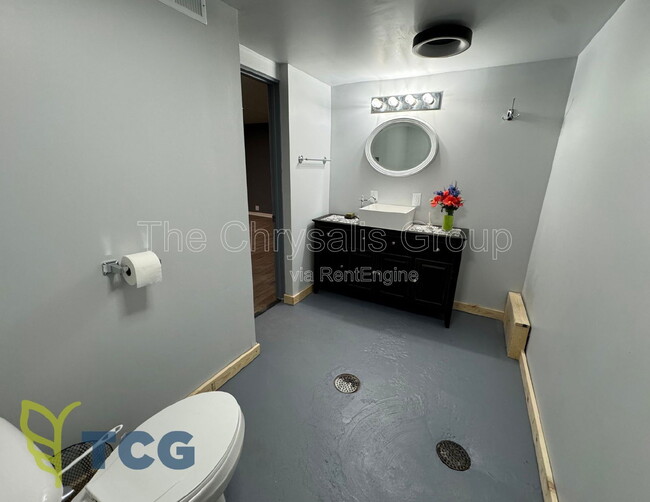 Building Photo - 1802 Herbert St