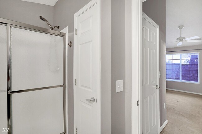 Building Photo - 239 Legends Creek Way