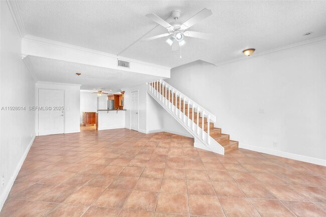 Building Photo - 1491 Sorrento Dr