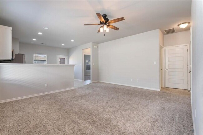 Building Photo - 309 Trellis Blvd
