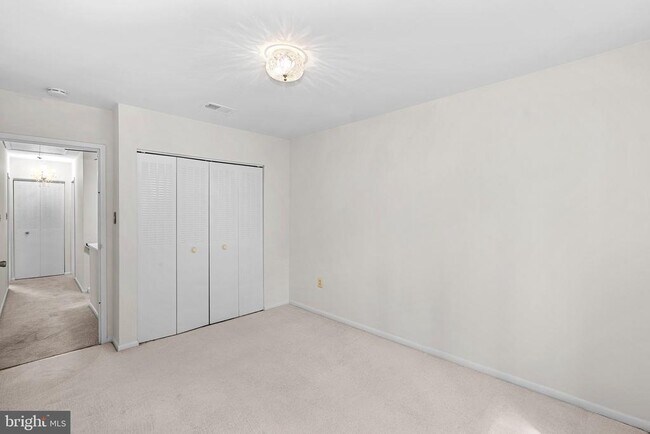 Building Photo - 11545 Hearthstone Ct