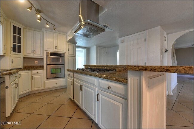 Building Photo - 1744 Gambel Quail Dr
