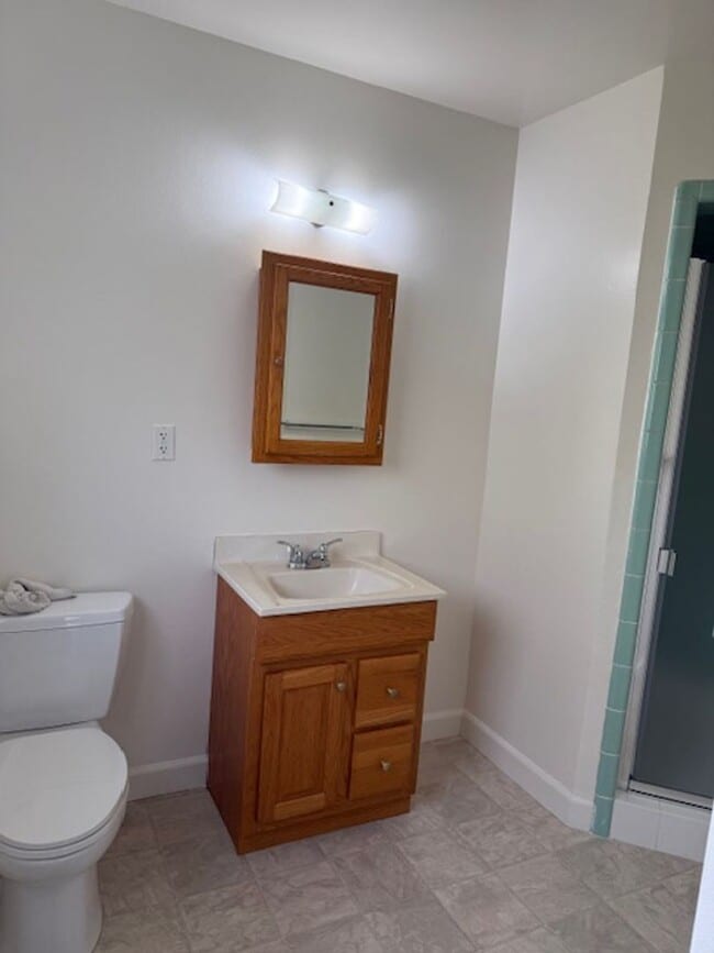 Building Photo - Large Three bedroom two bath home walking distance to downtown Monterey, DLI, MIIS and the Warf