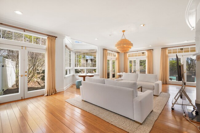 Building Photo - 556 Riversville Rd