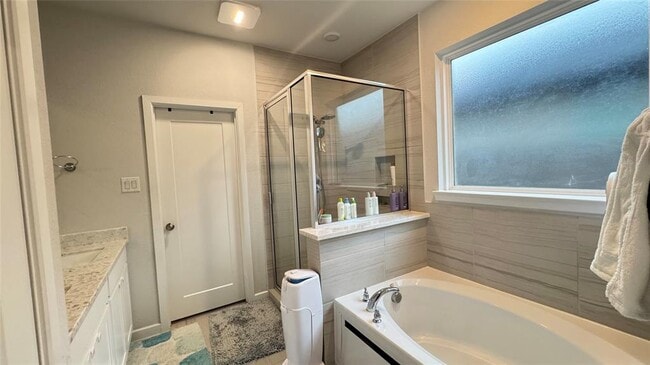 Building Photo - 9107 Brixham Dr