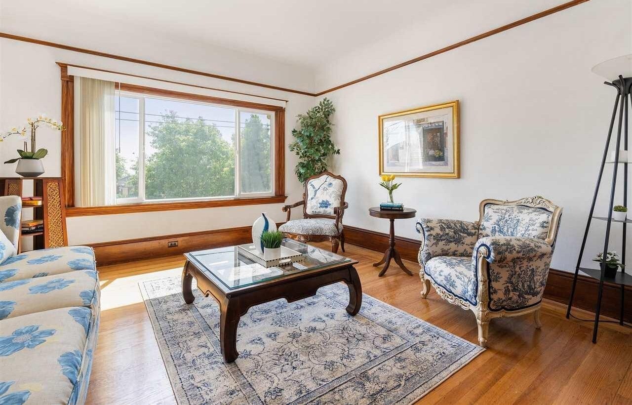 Building Photo - 4076 Santa Rita St