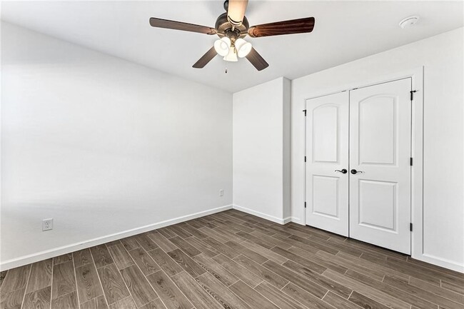 Building Photo - 266 S Coventry