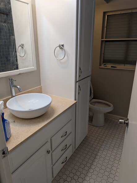 Main Bathroom - 216 El Dorado Pky W