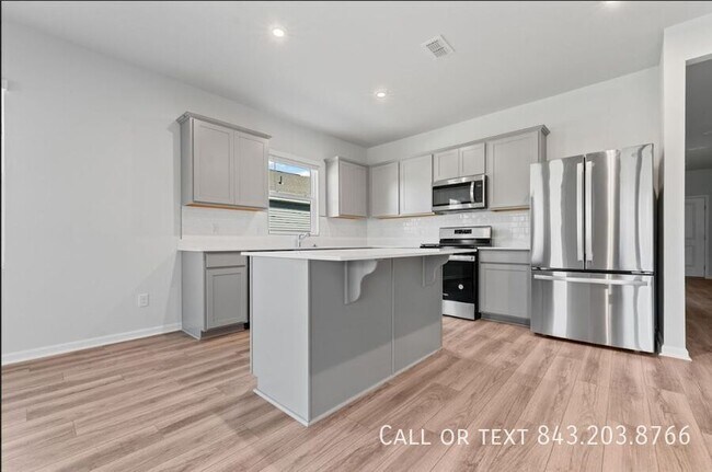 Building Photo - 503 Donnas Vw Wy