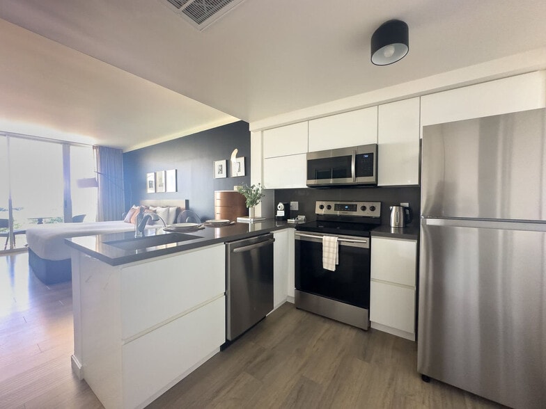 Building Photo - 2889 McFarlane Rd