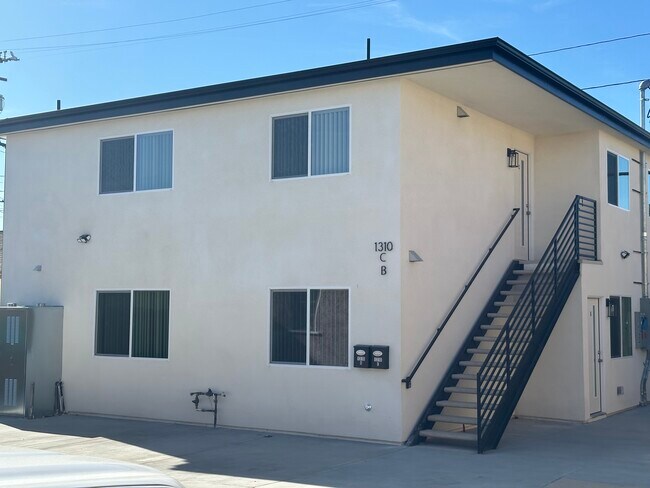 Building Photo - Reddy Properties Gardena # 2