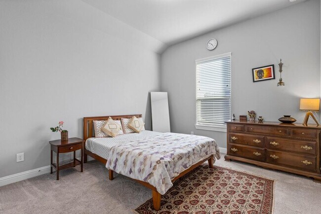 Building Photo - 2311 Pale Star Dr