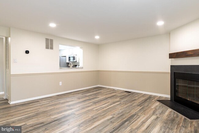 Building Photo - 1178 White Coral Ct