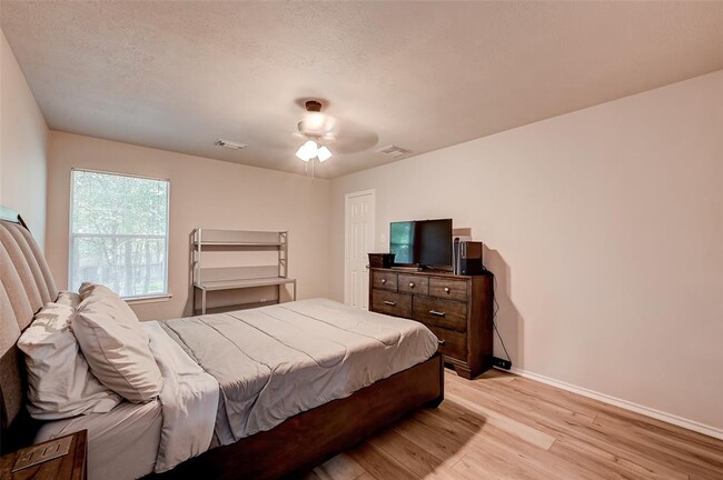 Building Photo - 191 N Vesper Bend Cir