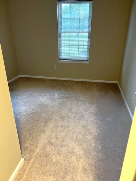 2nd Bedroom - 2605 Thistledown Ct