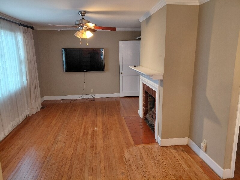 Building Photo - 708 Glenwood Rd