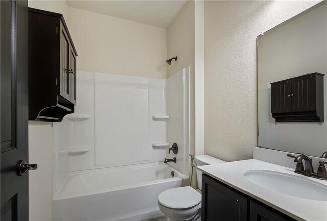 Building Photo - 12000 Kincardine Way