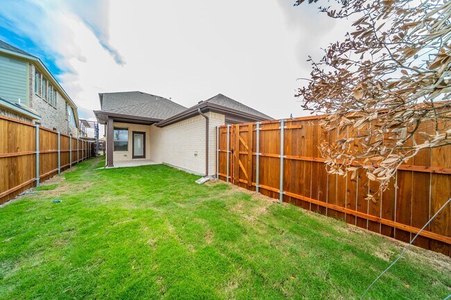 Building Photo - 12345 Hulson Trl