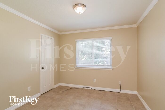 Building Photo - 7259 Lost Fable Ln