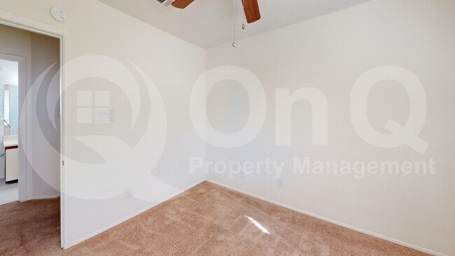 Building Photo - 1015 E Yager Ln