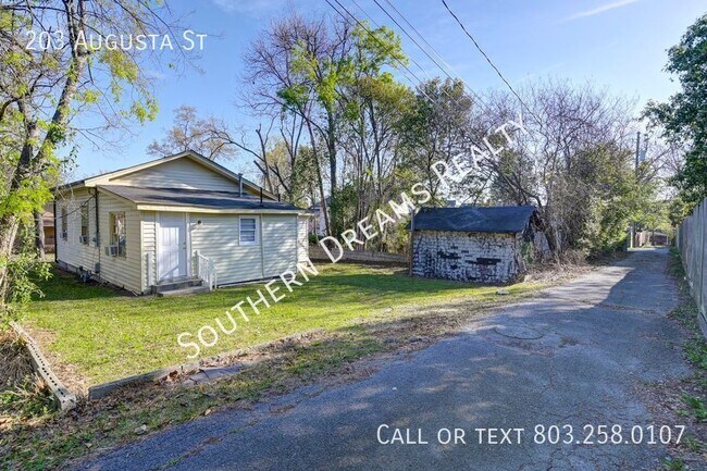Building Photo - 203 Augusta St