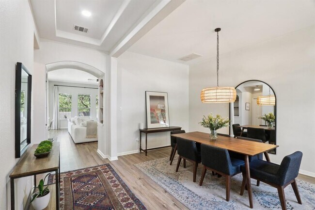 Building Photo - 7117 Cromarty Ln