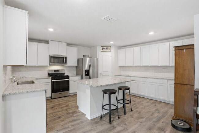 Building Photo - 2024 Copper Canyon Home | 3 Bed + Game Room | 2 Living Areas | 2,230 Sq Ft | Covered Patio | Comm...