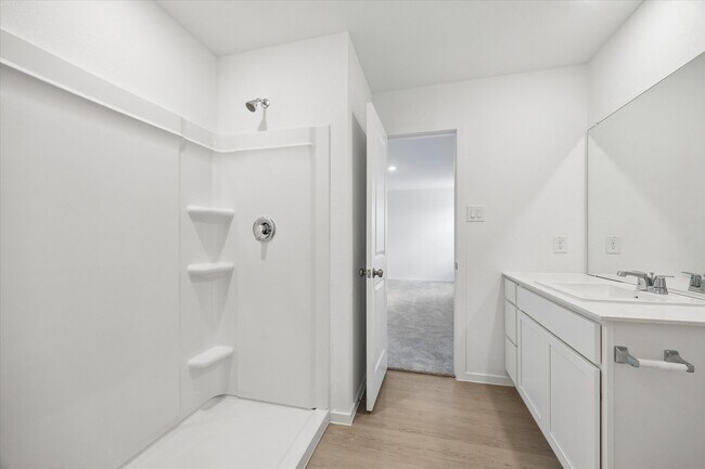 Building Photo - 16847 Spotted Oak Dr
