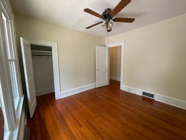 Building Photo - 255 S Sunset Dr