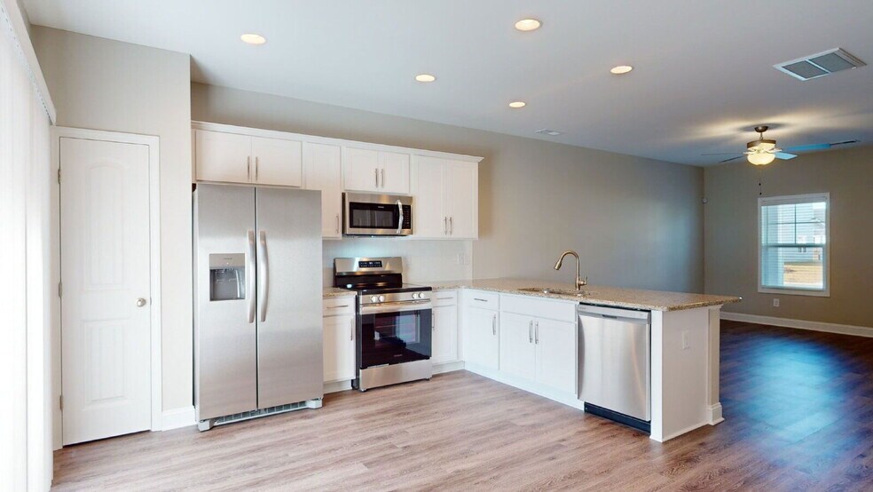 Building Photo - 2629 Virginia Mae Ln