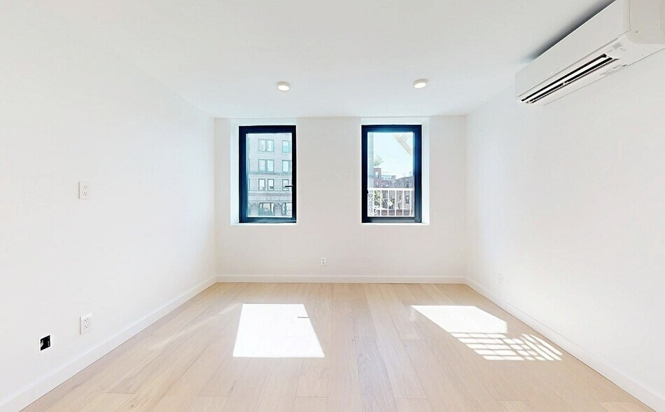 Building Photo - Lafayette Street