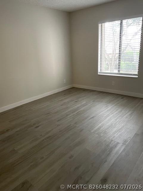 Building Photo - 204 Foxtail Dr