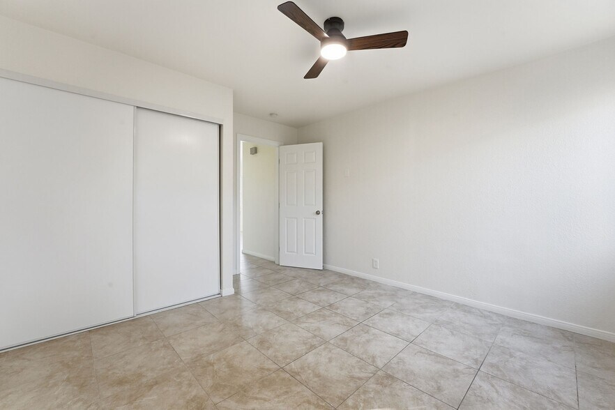 Building Photo - 12621 Lindo Ln