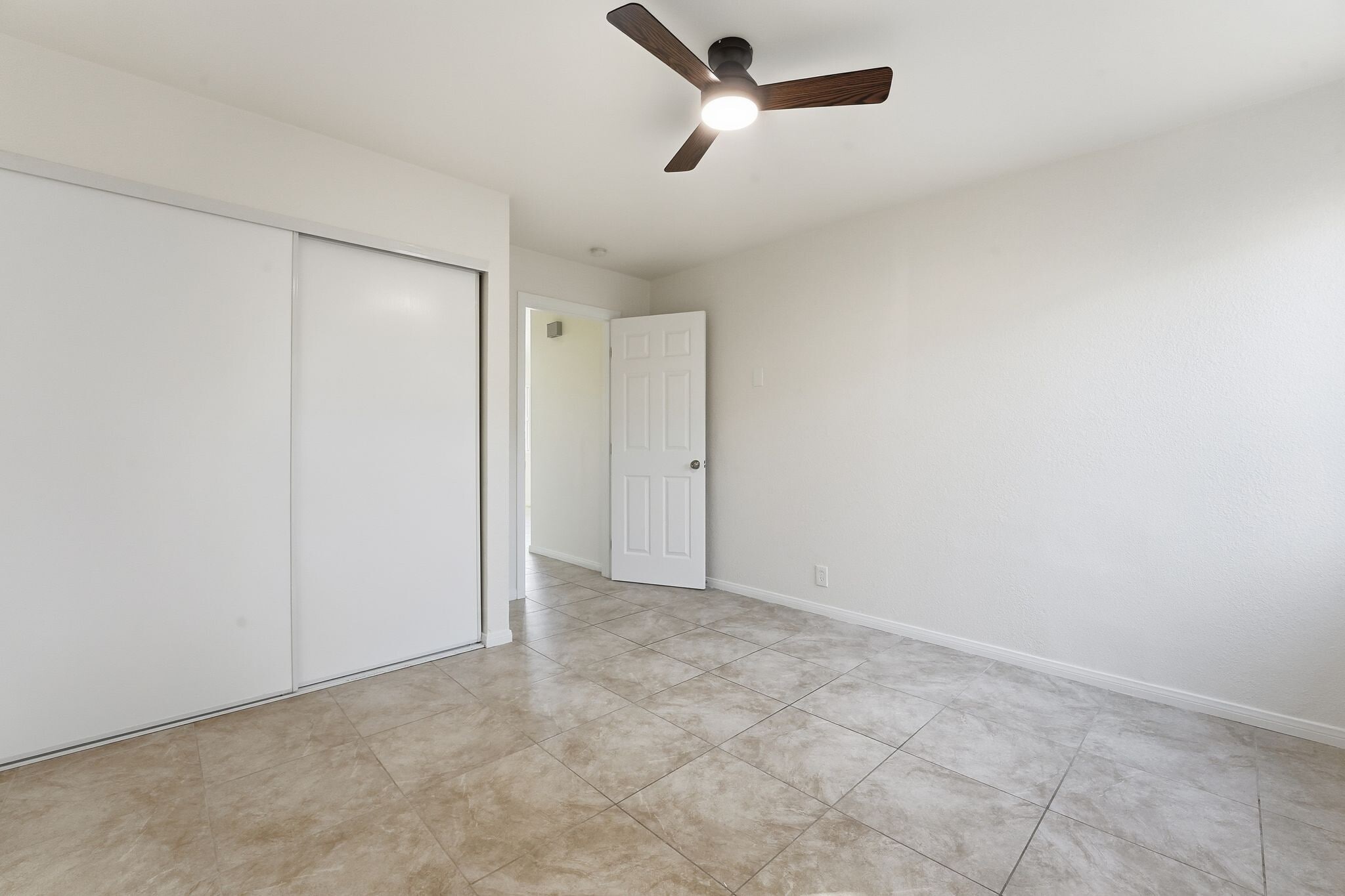 Building Photo - 12621 Lindo Ln