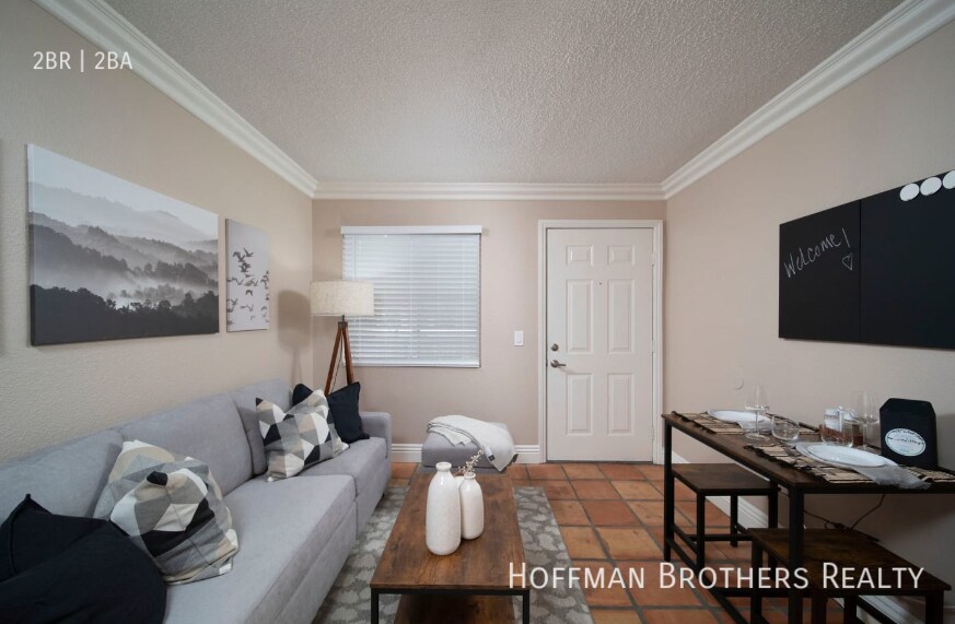 Building Photo - 227 16th St