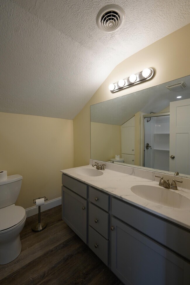 Building Photo - 3175 Mt Zion Rd